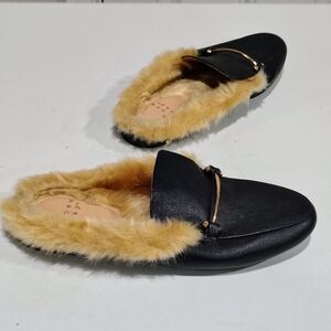 Elegant Black Loafers with Faux Fur Trim 7.5